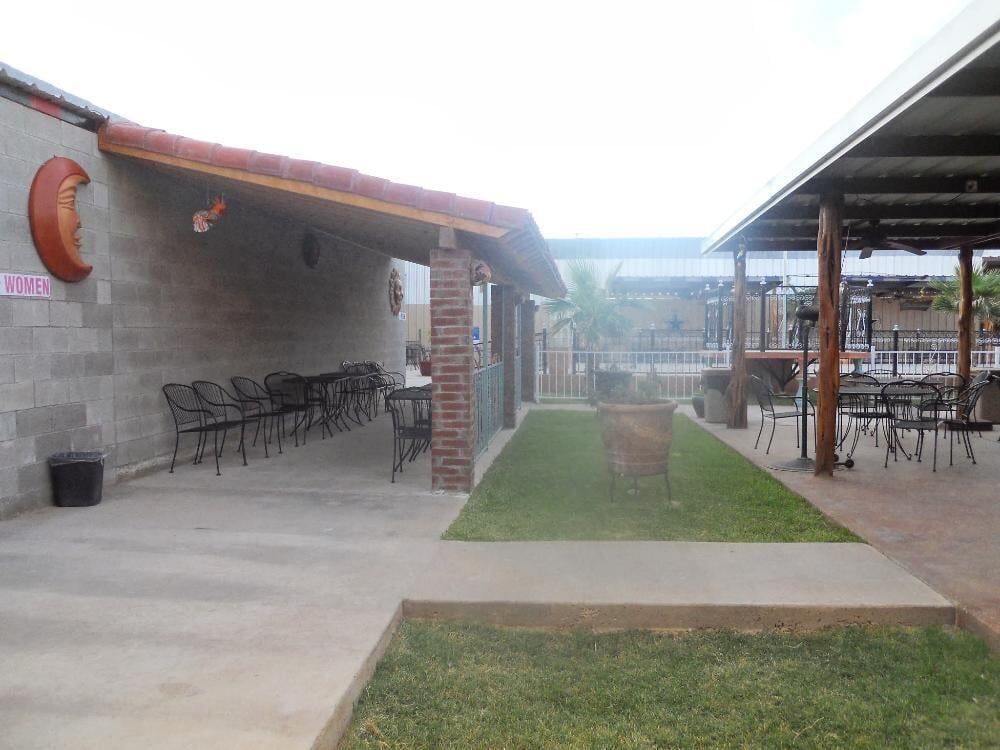 Bar Back Patio Odessa TX Site Pictures